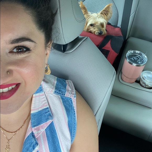 Meet your Posher, Naomi - Picture 5 of 5